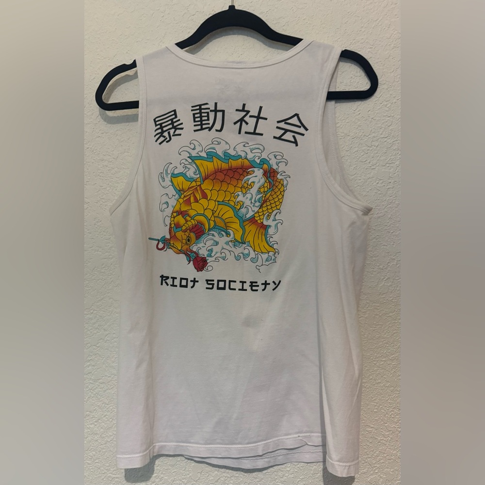 Men's Riot Society screen print Koi fish logo white sleevelesstank top - Picture 7 of 8